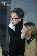 鑫荟金行新品发布会力邀水墨化妆师为外模造型
