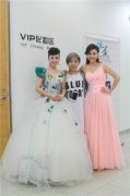 “烟台日报创刊70周年”晚会水墨化妆师与主持人